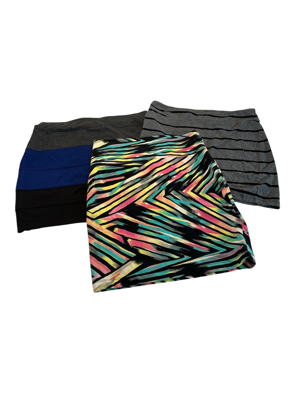 3 Mini Skirts Bundle‎ iZ Byer Xhilaration Decree Medium Striped Stretch Lot